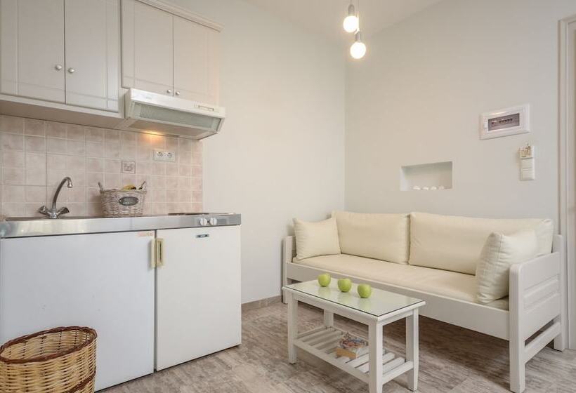 إستوديو سوبيريور, Blue Sky Summer