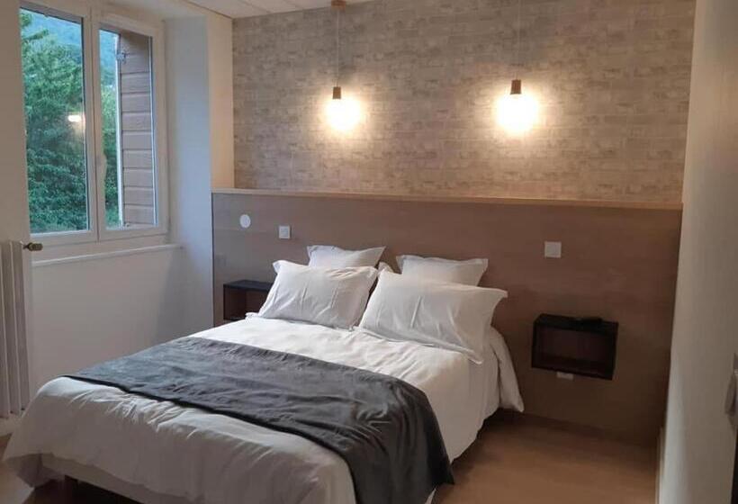 غرفة قياسية مطلة على الجبل, Le Haylton