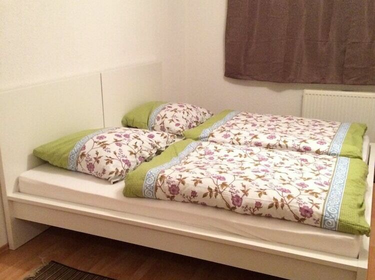 침실 2개 아파트, Apartment Am Rathaus