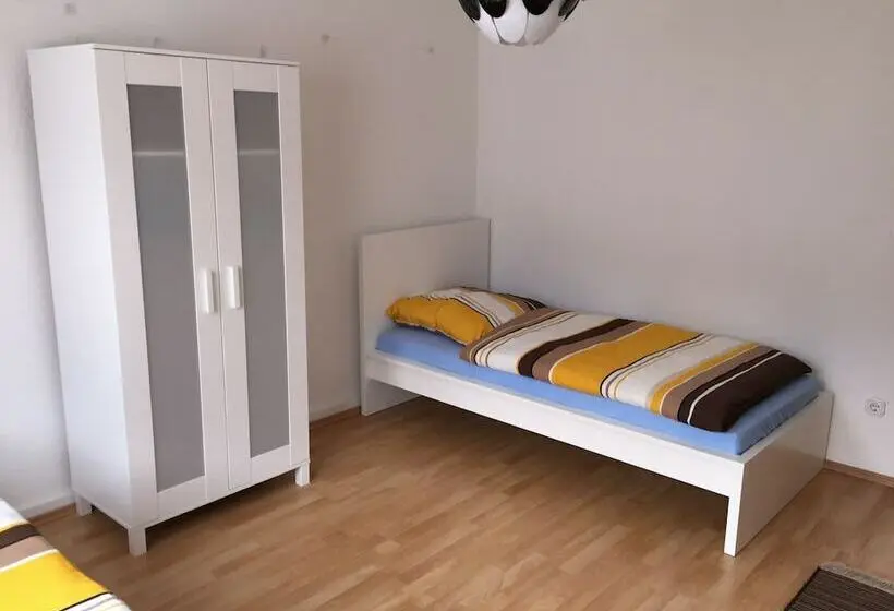 ２ベッドルームアパートメント, Apartment Am Rathaus