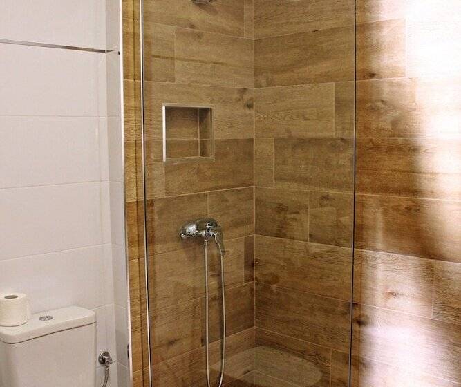 חדר סטנדרט לשלושה, Pensión Playa De Sardiñeiro