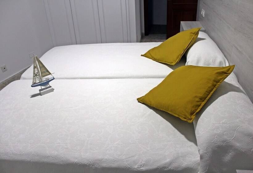 חדר סטנדרט נוף לים, Pensión Playa De Sardiñeiro