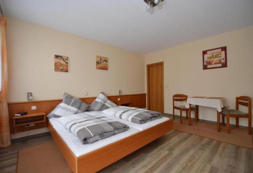 标准间带阳台, Weingutpension Günther Scholtes