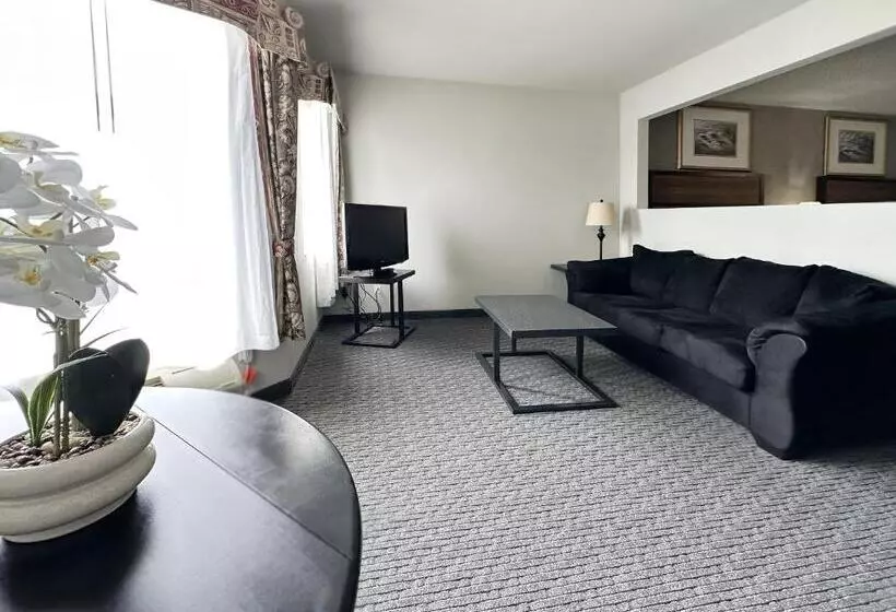 スーペリアージュニアスイート, Bayvue Hotel, Resort & Suites