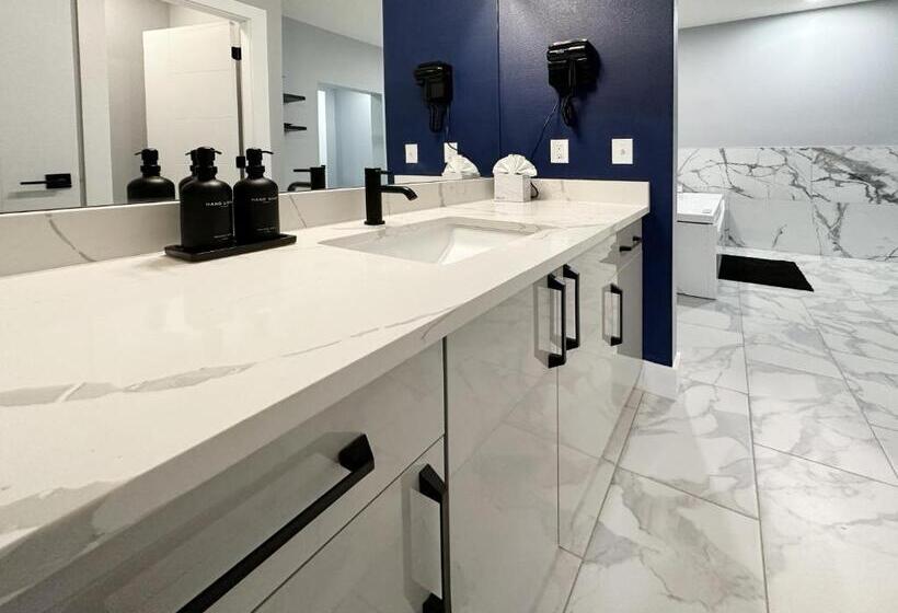 패밀리 스위트, Bayvue Hotel, Resort & Suites