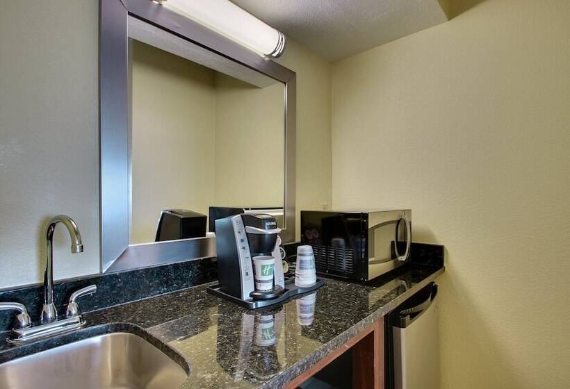 스탠다드 룸 더블 침대 2개, Holiday Inn Resort Orlando   Lake Buena Vista, An Ihg