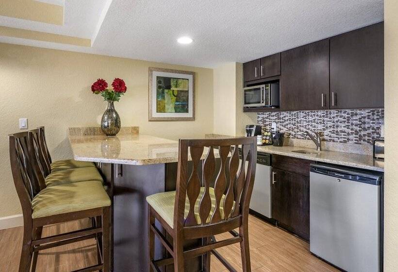 풀장 전망 스위트, Holiday Inn Resort Orlando   Lake Buena Vista, An Ihg