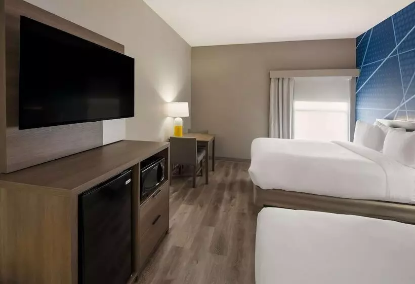 ２ダブルベッドのスタンダードルーム, Comfort Inn & Suites Fishers  Indianapolis