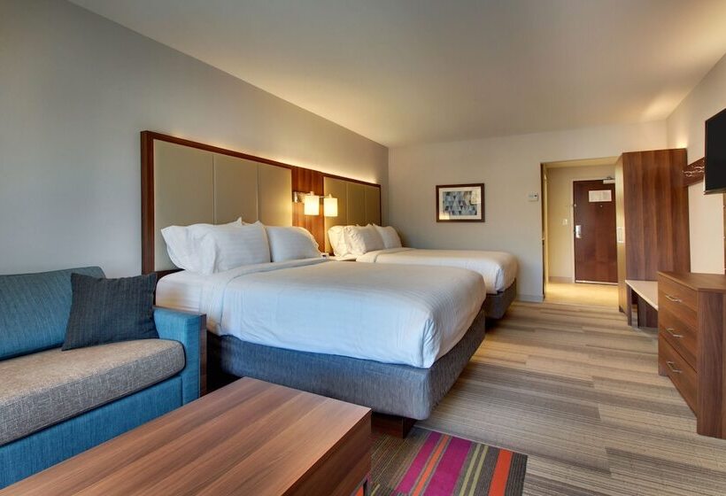 جناح, Holiday Inn Express & Suites Helen, An Ihg