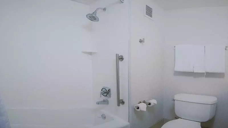 اتاق استاندارد, Holiday Inn Express   San Antonio Airport, An Ihg