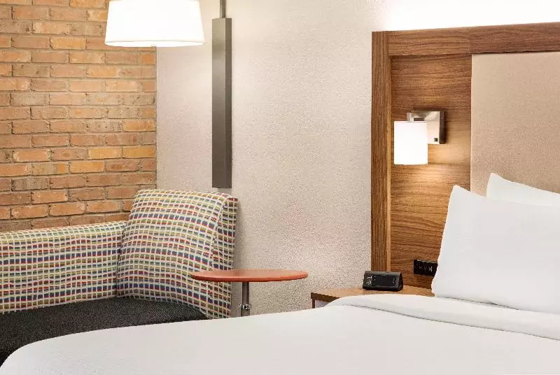 اتاق استاندارد با تخت بزرگ برای معلولان, Holiday Inn Express   San Antonio Airport, An Ihg