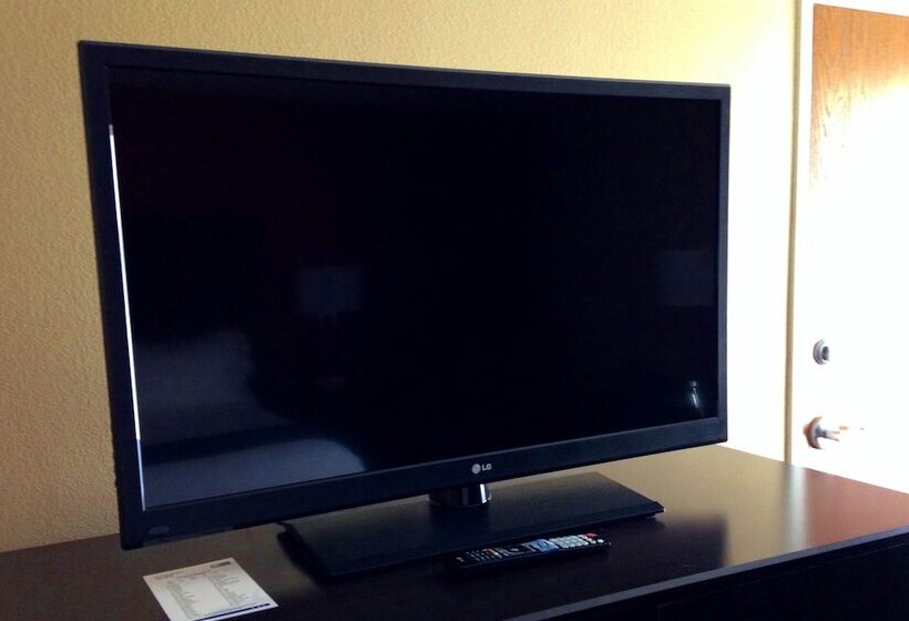 جناح, Holiday Inn Express & Suites Jackson Downtown   Coliseum, An Ihg