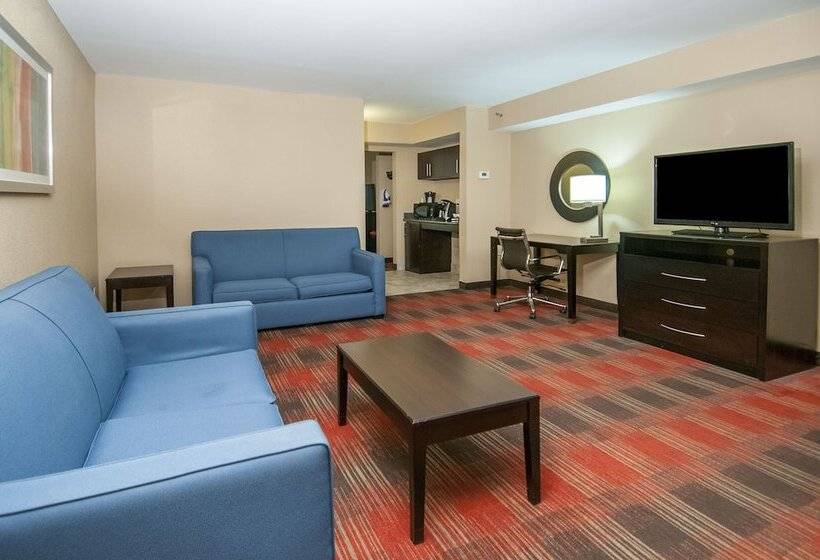 جناح, Holiday Inn Express & Suites Jackson Downtown   Coliseum, An Ihg