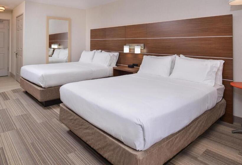 חדר סטנדרט, Holiday Inn Express Westley, An Ihg