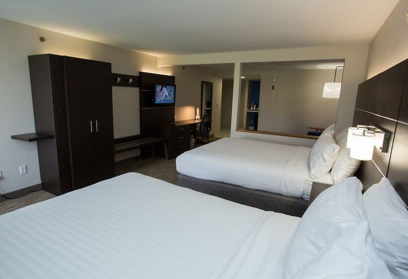 جناح, Holiday Inn Express Wilmington, An Ihg