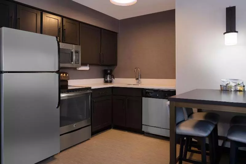 キングサイズベッドのスイートルーム, Holiday Inn Express Wilson I 95, An Ihg