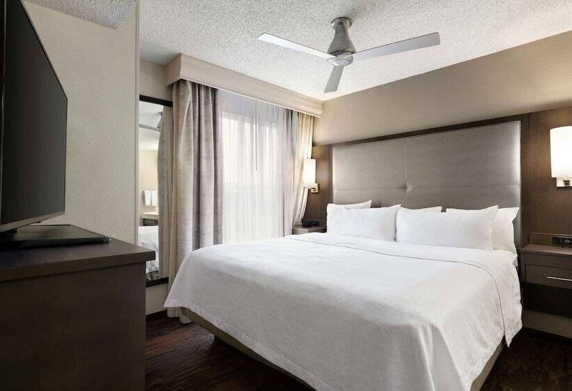 스위트, Homewood Suites By Hilton North Dallasplano