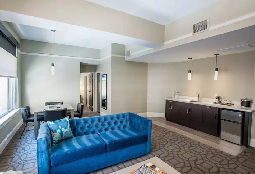 سوییت, Magnolia Hotel Denver, A Tribute Portfolio