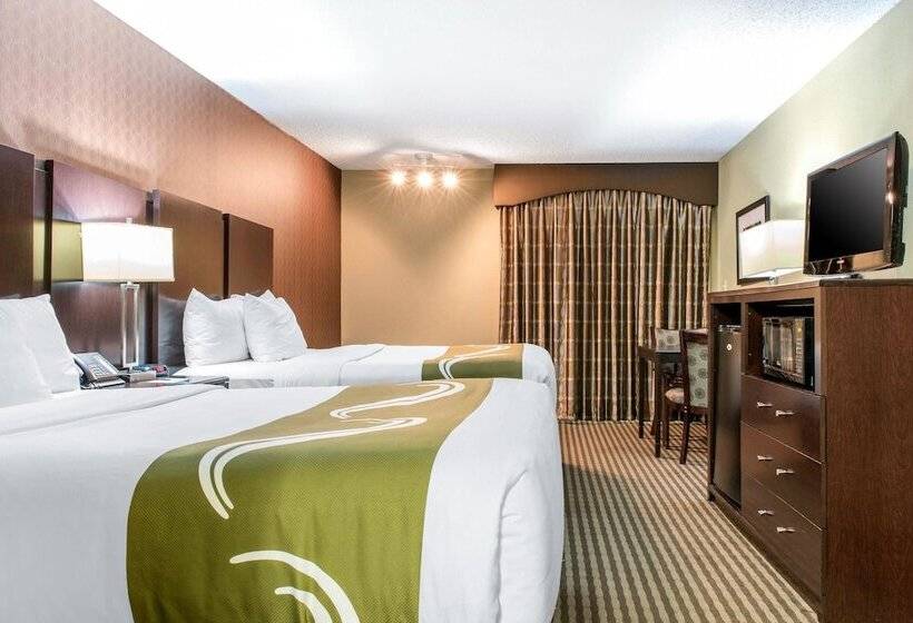 غرفه قياسيه سريرين مزدوجين, Quality Inn Festus