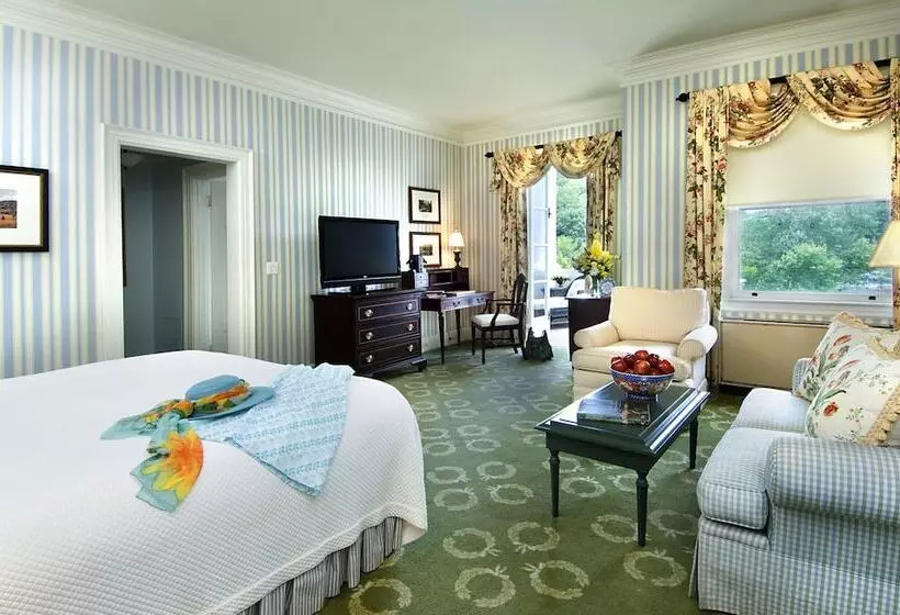 景色の見えるデラックスルーム, The Omni Homestead Resort & Spa