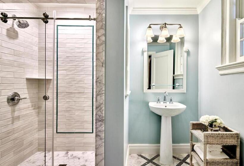 プレミアムルーム, The Omni Homestead Resort & Spa