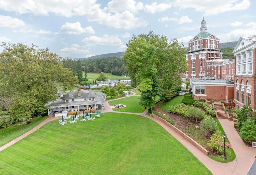 프리미엄 룸, The Omni Homestead Resort & Spa