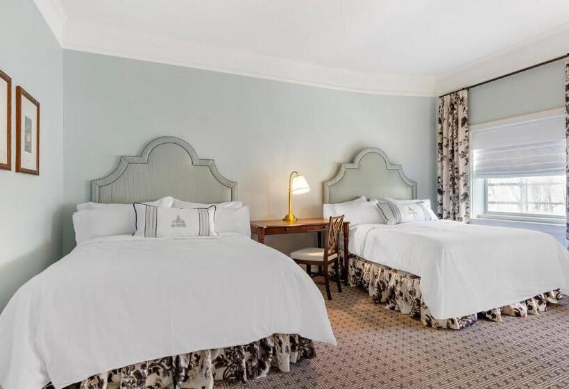 이그제큐티브 스위트 킹침대, The Omni Homestead Resort & Spa