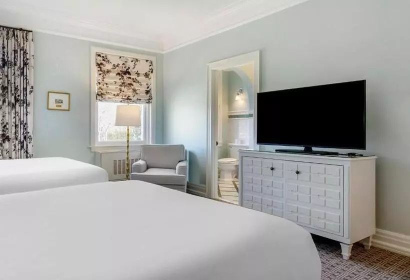 クイーンベッドのデラックスルーム, The Omni Homestead Resort & Spa