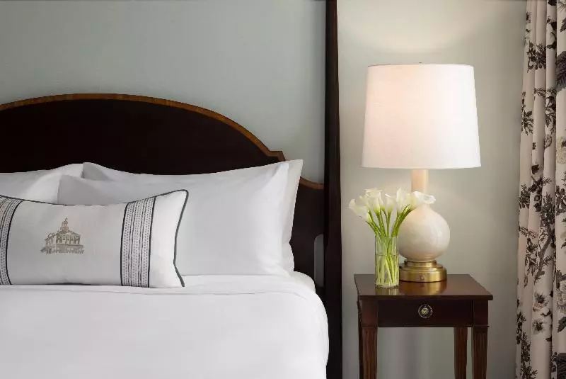デラックススイート, The Omni Homestead Resort & Spa