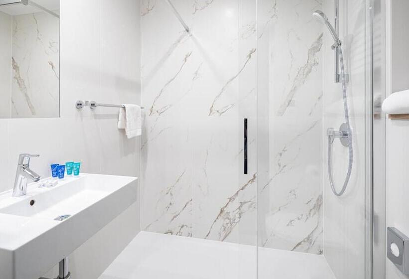 اتاق لوکس با بالکن, Maloves Resort & Spa