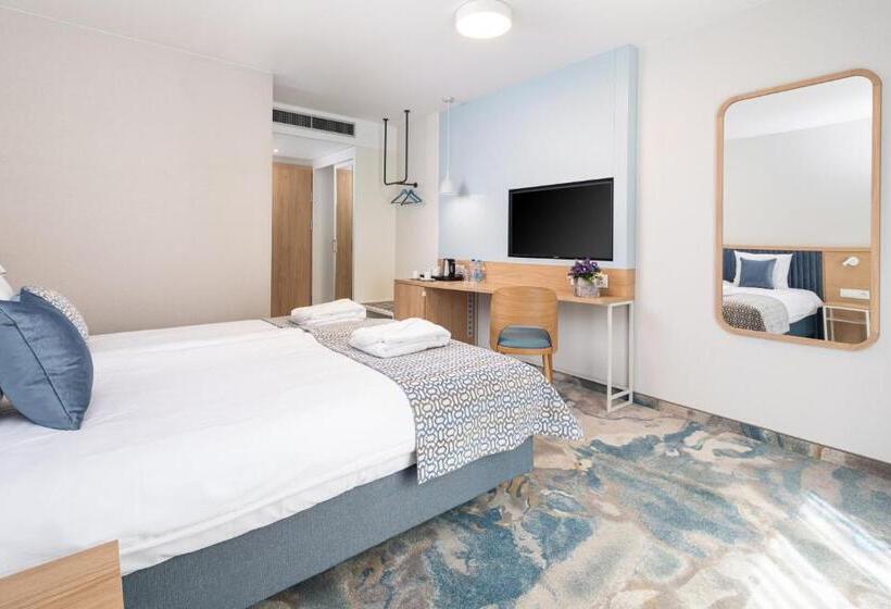 اتاق اکونومی, Maloves Resort & Spa