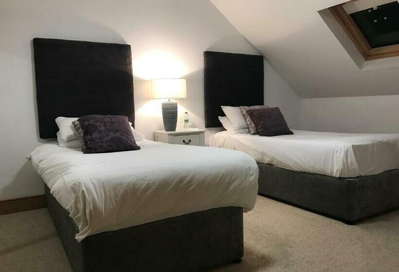 标准间, The Copper Still Bar