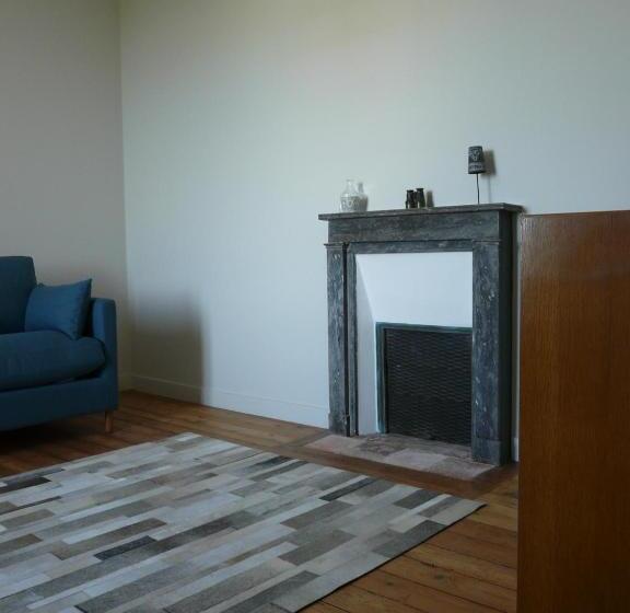 Семейный Номер Вид на Сад, Clos Sainte Catherine