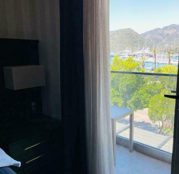 Номер Superior с Видом, Marina Bay Göcek