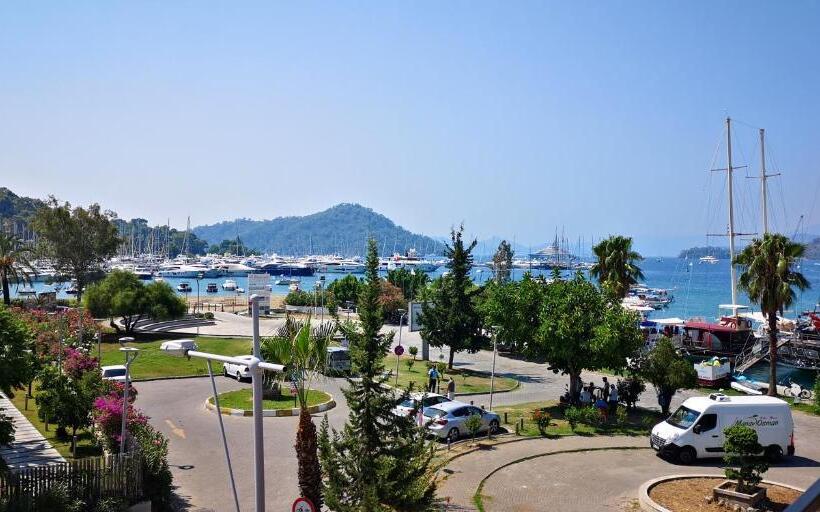 Номер Deluxe с Видом, Marina Bay Göcek