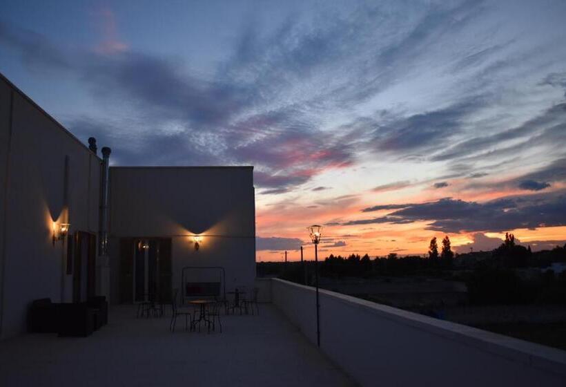 اتاق استاندارد با چشم‌انداز باغ, Calle Dei Saraceni