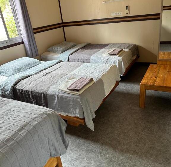 Семейное Бунгало, Fine Times Resort