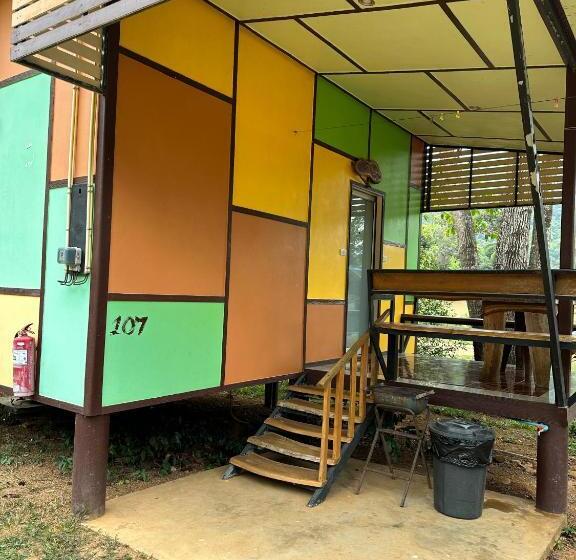 Семейное Бунгало, Fine Times Resort