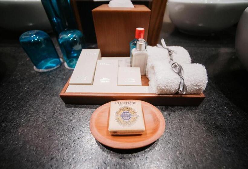 Club Room King Bed, Grand Fiesta Americana Oaxaca