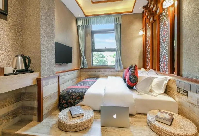 اتاق استاندارد با چشم‌انداز باغ, Zou Qu Ye Travel