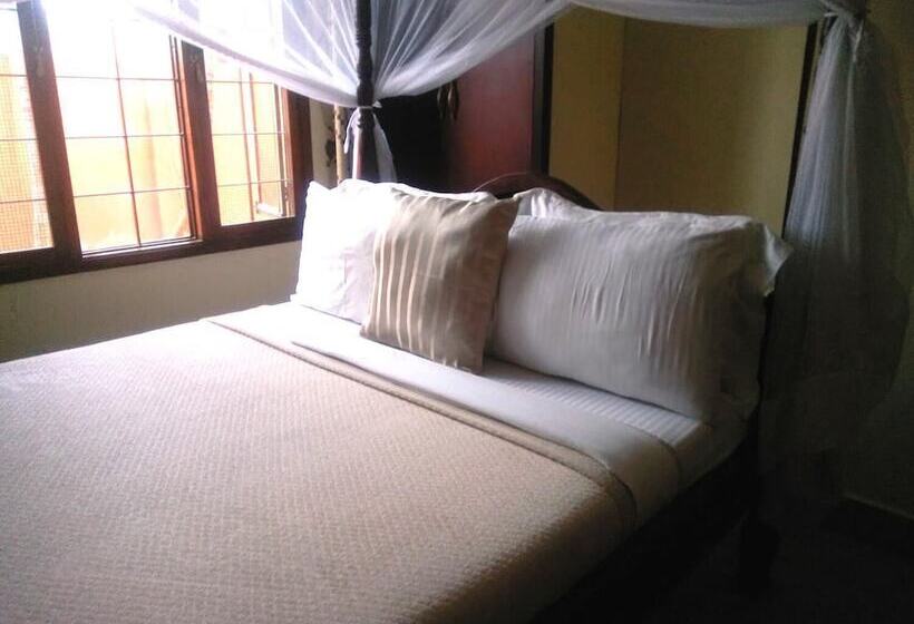 اتاق استاندارد یک نفره, Transit Motel Ukonga