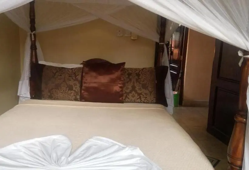 اتاق استاندارد یک نفره, Transit Motel Ukonga