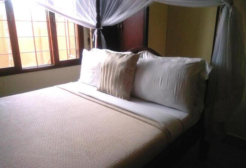 اتاق استاندارد یک نفره, Transit Motel Ukonga