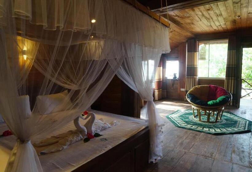 חדר דלוקס נוף לים, Turtle Bay Beach Resort