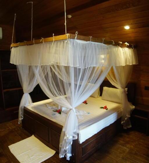 חדר דלוקס נוף לים, Turtle Bay Beach Resort