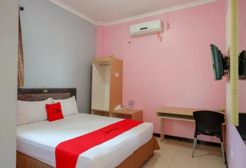 スタンダードルーム, Reddoorz Plus Syariah @ Hotel Boulevard Luwuk