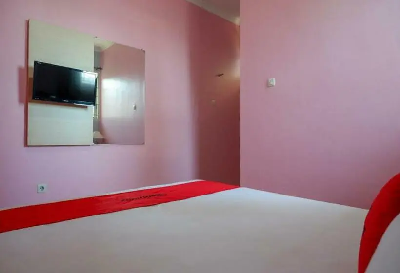 スタンダードルーム, Reddoorz Plus Syariah @ Hotel Boulevard Luwuk