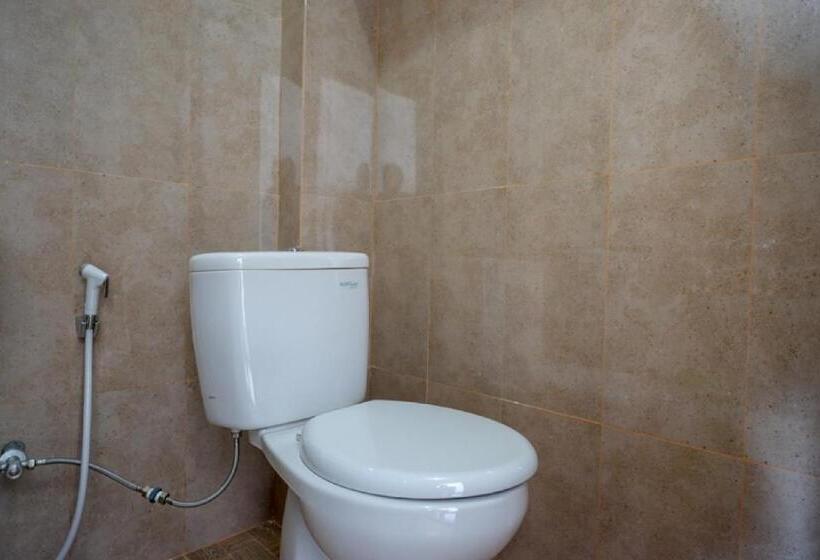 סוויטה, Reddoorz Plus Syariah @ Hotel Boulevard Luwuk