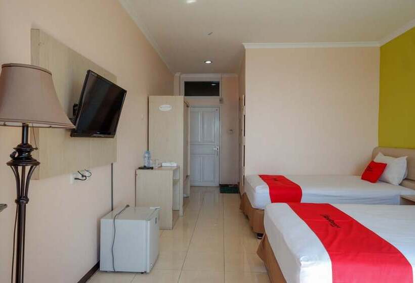 סוויטה, Reddoorz Plus Syariah @ Hotel Boulevard Luwuk