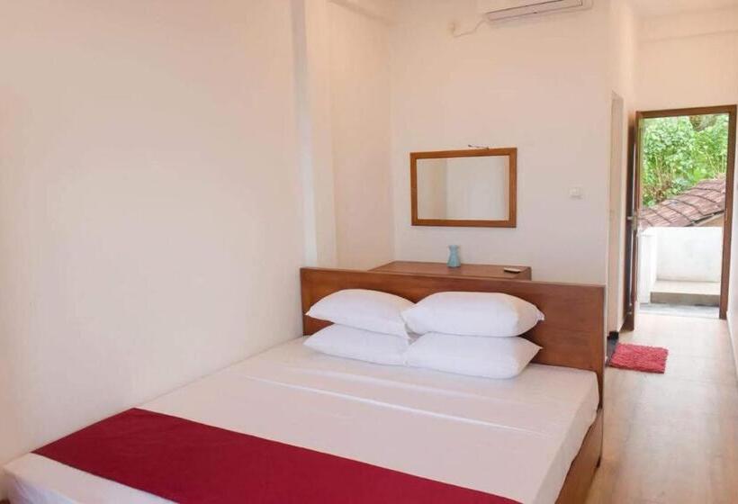 豪华海景房带阳台, Ocean Breeze Villa